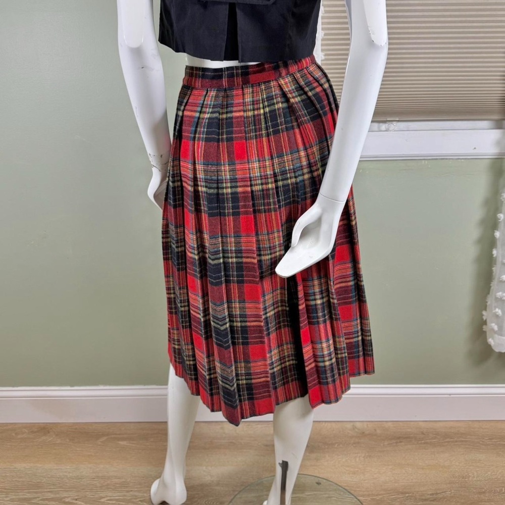 Vintage 1970s ILGWU Red Pleated Tartan Wool Wrap‎ Midi Skirt - Fringe Kilt Style - Picture 4 of 7